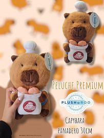 Peluche Premium PLUSHAROO Capybara Panadero 30cm
