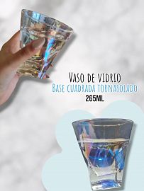 Vaso de Vidrio Base Cuadrada Tornasolado 265ml